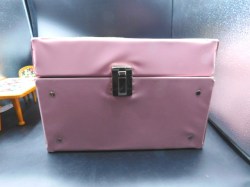 tearie dearie red main case side